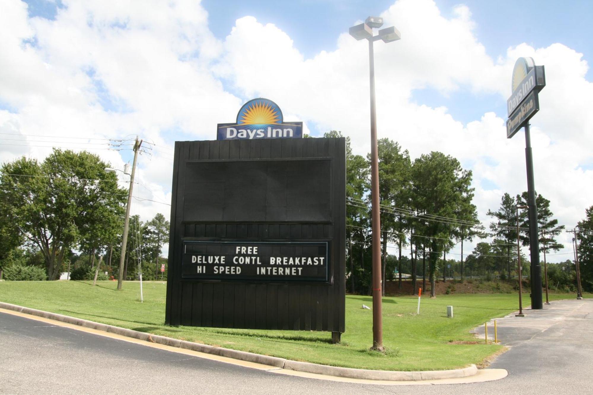 Days Inn By Wyndham Petersburg/South Fort Lee Exterior foto